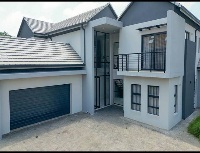 6 BEDROOM HOUSE FOR SALE IN ZWARTKOP GOLF ESTATE